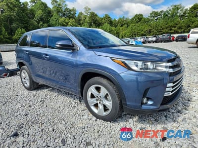 Czwarte zdjęcie samochodu z boku: 2017 TOYOTA HIGHLANDER LIMITED VIN:5TDYZRFH3HS196115 - miniatura