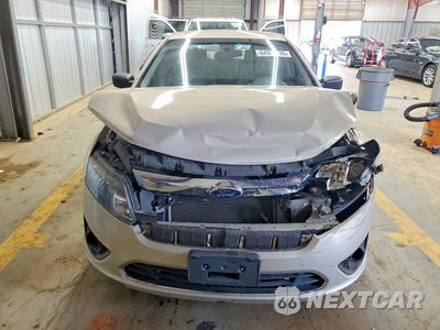 Piąte zdjęcie samochodu w środku: 2010 FORD FUSION S VIN:3FAHP0GA8AR281050 - miniatura
