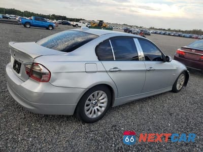 Trzecie zdjęcie samochodu z tyłu: 2007 BMW 328 I VIN:WBAVA33587KX82958 - miniatura