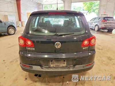 Zdjęcie 6 z 13 samochodu: 2010 VOLKSWAGEN TIGUAN S VIN:WVGAV7AX4AW526121 - miniatura