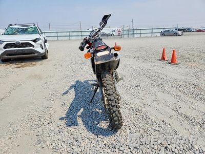 Czwarte zdjęcie samochodu z boku: 2006 HONDA CRF230 F VIN:9C2ME09036R002703 - miniatura