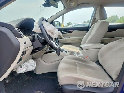 Zdjęcie 7 z 13 samochodu: 2020 NISSAN ROGUE SPORT SV VIN:JN1BJ1CW8LW361007 - miniatura