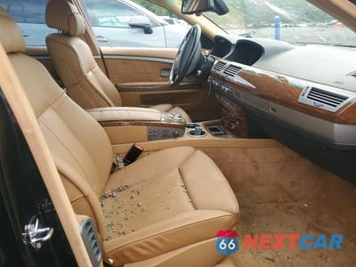 Zdjęcie 7 z 12 samochodu: 2006 BMW 750 LI VIN:WBAHN83556DT31875 - miniatura