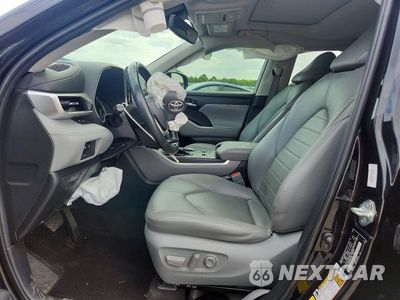 Zdjęcie 7 z 13 samochodu: 2023 TOYOTA HIGHLANDER XLE VIN:5TDKDRAH6PS011520 - miniatura
