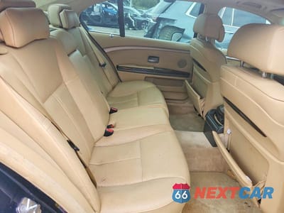 Zdjęcie 10 z 12 samochodu: 2006 BMW 760 LI VIN:WBAHN03526DD98258 - miniatura
