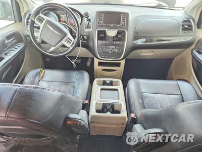 Zdjęcie 8 z 14 samochodu: 2016 CHRYSLER TOWN & COUNTRY TOURING VIN:2C4RC1BG1GR110540 - miniatura