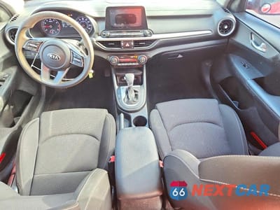 Zdjęcie 8 z 13 samochodu: 2019 KIA FORTE LXS VIN:3KPF24AD7KE062941 - miniatura
