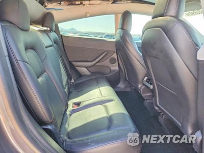 Zdjęcie 10 z 12 samochodu: 2021 TESLA MODEL Y VIN:5YJYGDEE3MF086891 - miniatura