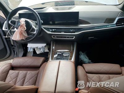 Zdjęcie 8 z 13 samochodu: 2025 BMW X5 XDRIVE40I VIN:5UX23EU06S9W55381 - miniatura