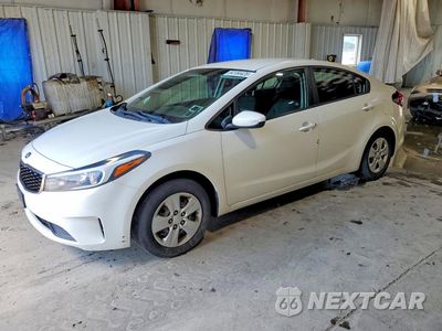 2018 KIA FORTE LX 3KPFK4A72JE205626 - główne zdjęcie licytacji z USA - miniatura