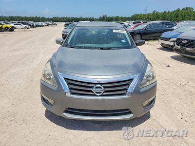 Piąte zdjęcie samochodu w środku: 2014 NISSAN ALTIMA 2.5 S VIN:1N4AL3AP1EN216805 - miniatura