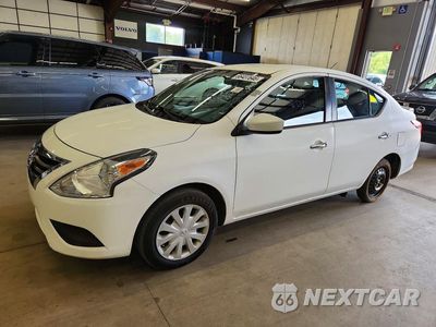 2017 NISSAN VERSA 1.6 SV 3N1CN7AP7HL851121 - główne zdjęcie licytacji z USA - miniatura