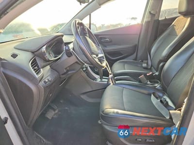Zdjęcie 7 z 13 samochodu: 2020 CHEVROLET TRAX 1LT VIN:KL7CJPSB4LB319473 - miniatura