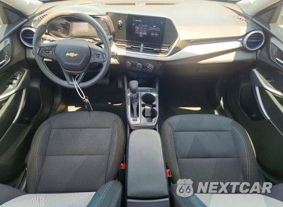 Zdjęcie 8 z 13 samochodu: 2025 CHEVROLET TRAX LS VIN:KL77LFEP1SC271629 - miniatura