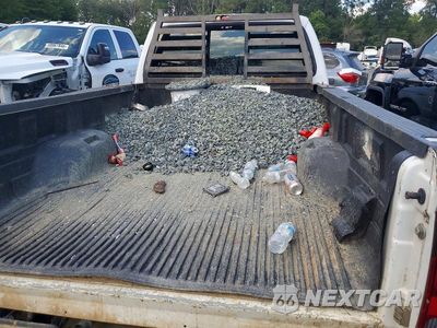 Zdjęcie 10 z 13 samochodu: 2006 FORD F350 SRW SUPER DUTY VIN:1FTWW30P46ED05942 - miniatura