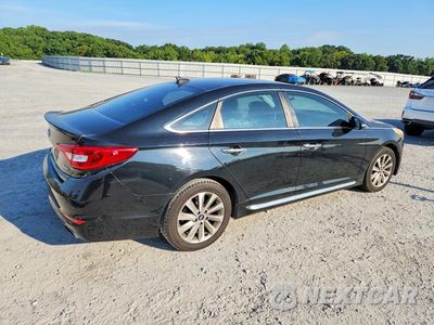 Trzecie zdjęcie samochodu z tyłu: 2016 HYUNDAI SONATA SPORT VIN:5NPE34AF2GH406348 - miniatura