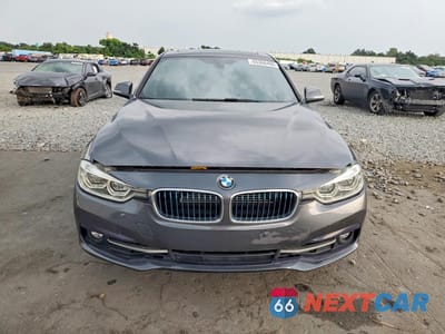 Piąte zdjęcie samochodu w środku: 2018 BMW 3ER 330E VIN:WBA8E1C52JA178602 - miniatura