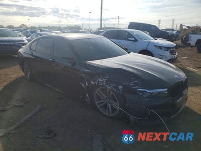 Czwarte zdjęcie samochodu z boku: 2019 BMW 740 XI VIN:WBA7E4C56KGV28678 - miniatura