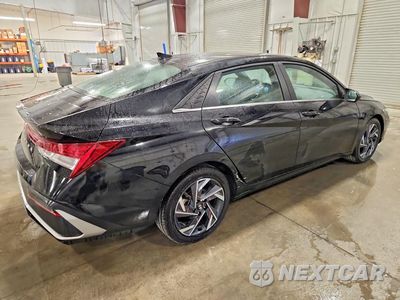 Trzecie zdjęcie samochodu z tyłu: 2025 HYUNDAI ELANTRA SEL VIN:KMHLS4DG1SU985258 - miniatura