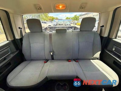 Zdjęcie 10 z 15 samochodu: 2021 RAM 1500 CLASSIC SLT VIN:1C6RR7TT6MS521432 - miniatura