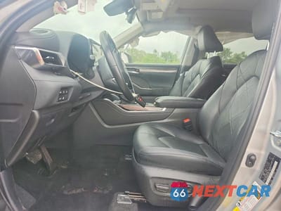 Zdjęcie 7 z 13 samochodu: 2025 TOYOTA HIGHLANDER HYBRID PLATINUM VIN:5TDEBRCH3SS653833 - miniatura