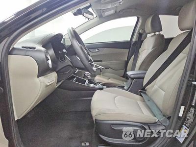 Zdjęcie 7 z 13 samochodu: 2019 KIA FORTE LXS VIN:3KPF24AD6KE045693 - miniatura