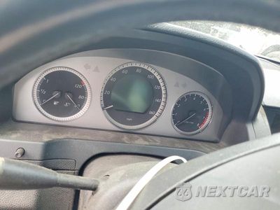 Zdjęcie 9 z 12 samochodu: 2008 MERCEDES-BENZ C 350 VIN:WDDGF56X78F009940 - miniatura
