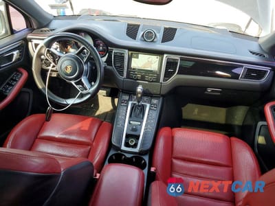 Zdjęcie 8 z 12 samochodu: 2016 PORSCHE MACAN S VIN:WP1AB2A54GLB54853 - miniatura