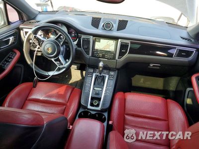 Zdjęcie 8 z 12 samochodu: 2016 PORSCHE MACAN S VIN:WP1AB2A54GLB54853 - miniatura