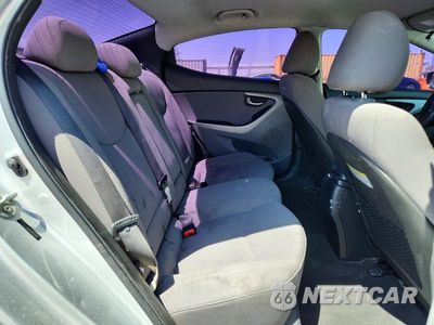 Zdjęcie 10 z 12 samochodu: 2015 HYUNDAI ELANTRA SE VIN:5NPDH4AE6FH623548 - miniatura