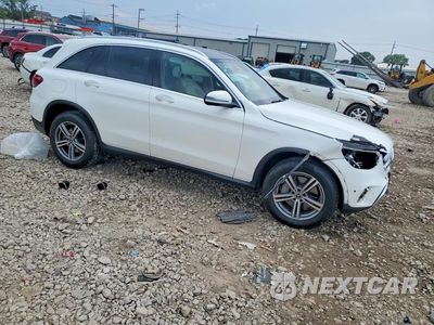 Czwarte zdjęcie samochodu z boku: 2022 MERCEDES-BENZ GLC 300 4MATIC VIN:W1N0G8EB8NG017981 - miniatura