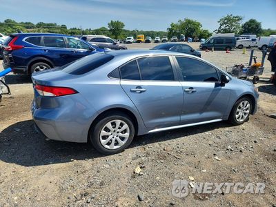 Trzecie zdjęcie samochodu z tyłu: 2022 TOYOTA COROLLA LE VIN:JTDEPMAEXNJ194704 - miniatura