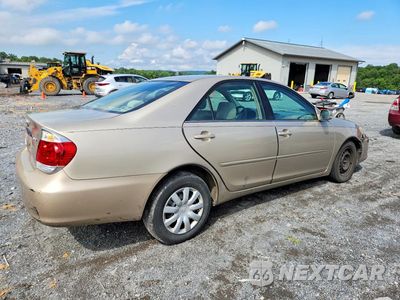 Trzecie zdjęcie samochodu z tyłu: 2005 TOYOTA CAMRY LE VIN:4T1BE32K05U062696 - miniatura