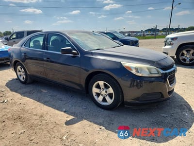 Czwarte zdjęcie samochodu z boku: 2015 CHEVROLET MALIBU LS VIN:1G11B5SLXFF215497 - miniatura