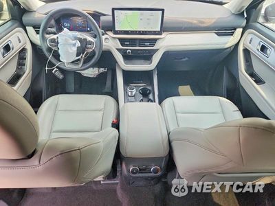 Zdjęcie 8 z 13 samochodu: 2025 FORD EXPLORER ACTIVE VIN:1FMUK8DH6SGA90853 - miniatura