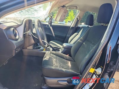 Zdjęcie 7 z 12 samochodu: 2018 TOYOTA RAV4 LE VIN:2T3BFREV2JW820433 - miniatura