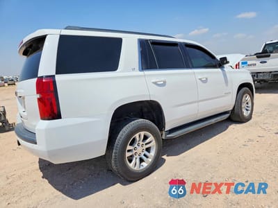 Trzecie zdjęcie samochodu z tyłu: 2016 CHEVROLET TAHOE K1500 LT VIN:1GNSKBKC9GR348849 - miniatura