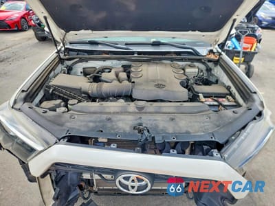 Zdjęcie 12 z 13 samochodu: 2018 TOYOTA 4RUNNER LIMITED VIN:JTEBU5JR1J5560794 - miniatura