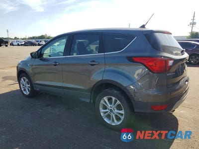 Drugie zdjęcie samochodu z przodu: 2019 FORD ESCAPE SE VIN:1FMCU9GD6KUA69359 - miniatura