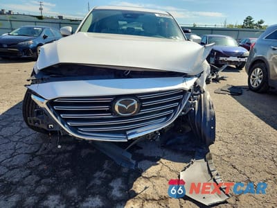 Piąte zdjęcie samochodu w środku: 2019 MAZDA CX-9 TOURING VIN:JM3TCBCYXK0330935 - miniatura
