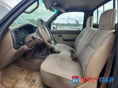 Zdjęcie 7 z 12 samochodu: 1998 TOYOTA TACOMA BASE VIN:4TAPM62N3WZ005837 - miniatura