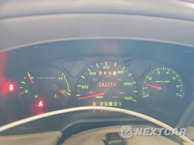 Zdjęcie 9 z 12 samochodu: 2003 FORD TAURUS SES VIN:1FAFP55U33A127117 - miniatura