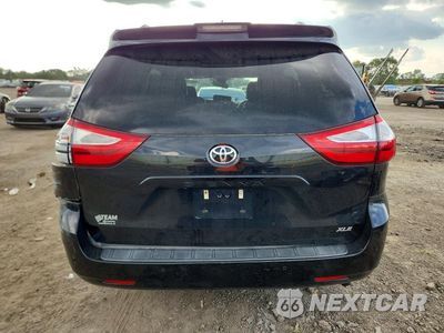 Zdjęcie 6 z 13 samochodu: 2018 TOYOTA SIENNA XLE 8-PASSENGER VIN:5TDYZ3DC7JS959098 - miniatura