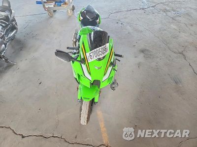 Piąte zdjęcie samochodu w środku: 2025 KAWASAKI ZX1002 M VIN:JKBZXVM15SA009847 - miniatura