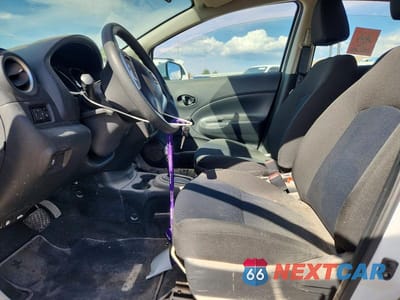 Zdjęcie 7 z 12 samochodu: 2018 NISSAN VERSA NOTE S VIN:3N1CE2CP9JL354996 - miniatura