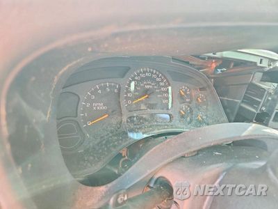 Zdjęcie 9 z 12 samochodu: 2004 GMC NEW SIERRA K1500 VIN:1GTEK19VX4E305678 - miniatura