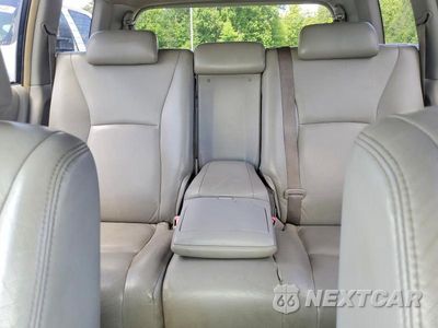 Zdjęcie 10 z 13 samochodu: 2006 TOYOTA HIGHLANDER HYBRID VIN:JTEDW21A360015180 - miniatura