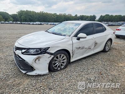 2018 TOYOTA CAMRY LE JTNB11HK9J3050781 - główne zdjęcie licytacji z USA - miniatura