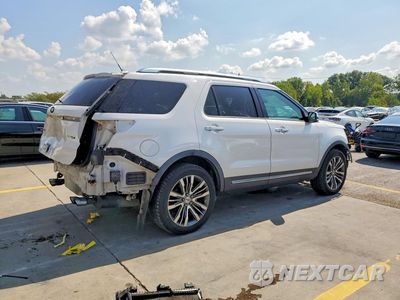 Trzecie zdjęcie samochodu z tyłu: 2018 FORD EXPLORER PLATINUM VIN:1FM5K8HT7JGC67508 - miniatura