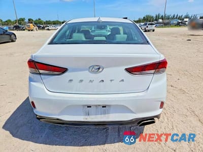 Zdjęcie 6 z 12 samochodu: 2019 HYUNDAI SONATA SEL VIN:5NPE34AFXKH792963 - miniatura